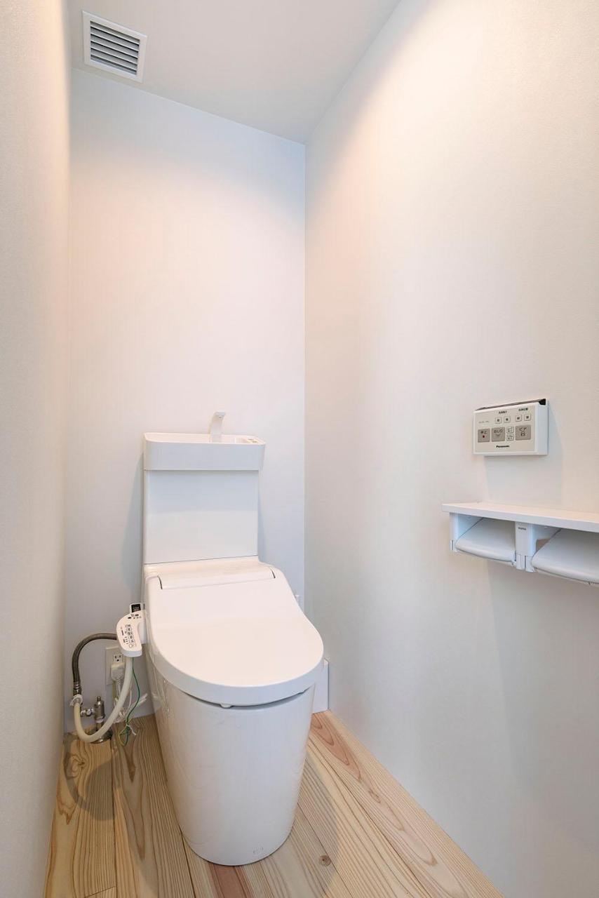 Manga Art Hotel, Токио Экстерьер фото